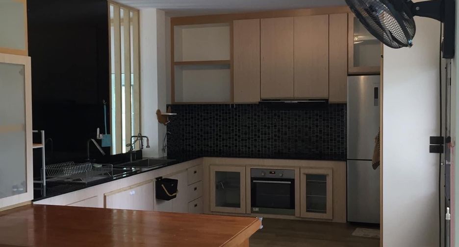 For sale and for rent 5 bedrooms house in Hang Dong, Chiang Mai