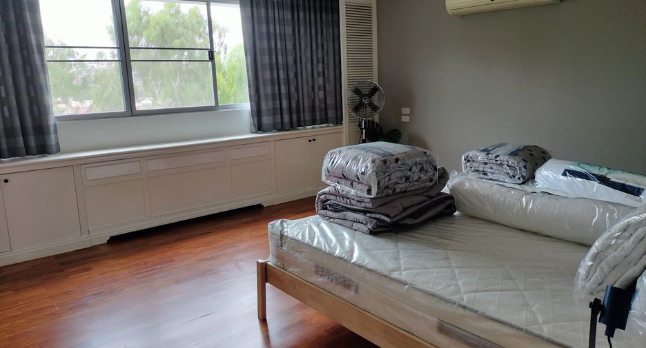 For sale and for rent 4 bedrooms condo in Hua Hin, Prachuap Khiri Khan