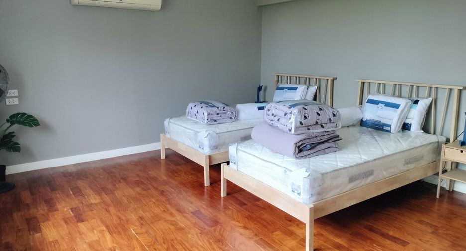 For sale and for rent 4 bedrooms condo in Hua Hin, Prachuap Khiri Khan