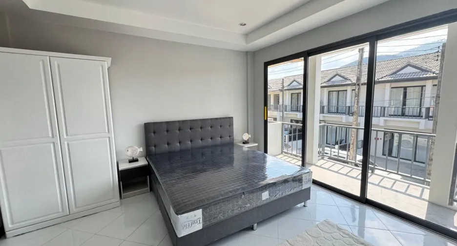 For sale 2 bedrooms townhouse in Ko Samui, Surat Thani