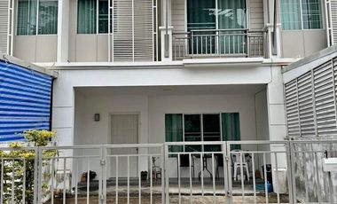 For sale 3 bedrooms townhouse in Mueang Chiang Mai, Chiang Mai