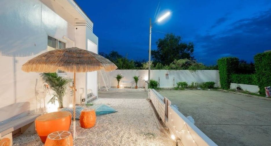 For rent 3 bedrooms house in Cha Am, Phetchaburi
