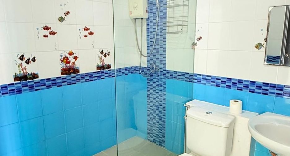 For sale and for rent 2 bedrooms townhouse in Pran Buri, Prachuap Khiri Khan