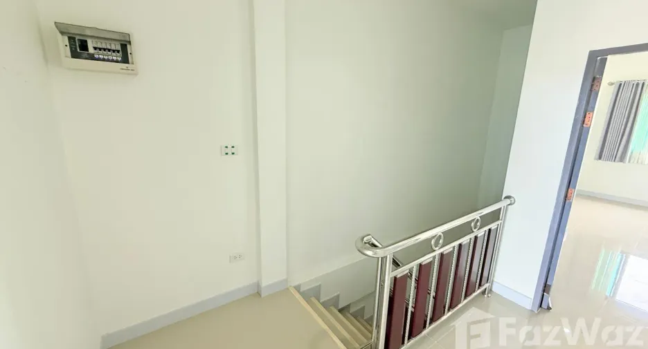For sale and for rent 2 bedrooms townhouse in Pran Buri, Prachuap Khiri Khan