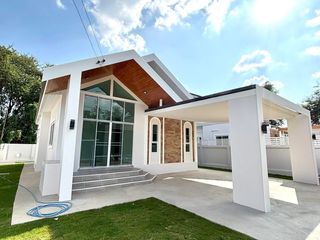 Haus zum Kauf mit 3 Zimmer in San Kamphaeng, Chiang Mai