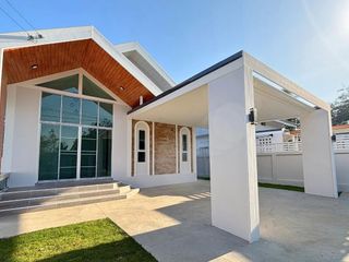 Haus zum Kauf mit 3 Zimmer in San Kamphaeng, Chiang Mai