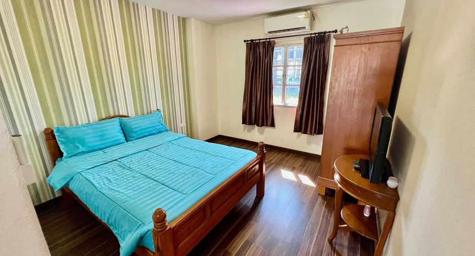 For rent 5 bedrooms villa in Bang Lamung, Chonburi