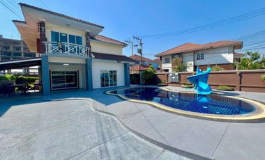 For rent 5 bedrooms villa in Bang Lamung, Chonburi