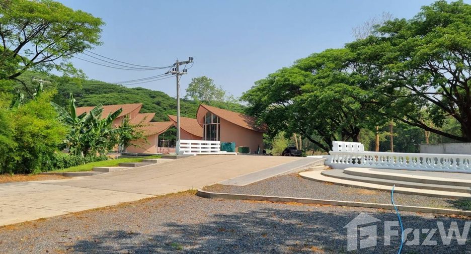For rent 7 bedrooms retail Space in Mueang Chiang Mai, Chiang Mai