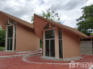 For rent 7 bedrooms retail Space in Mueang Chiang Mai, Chiang Mai