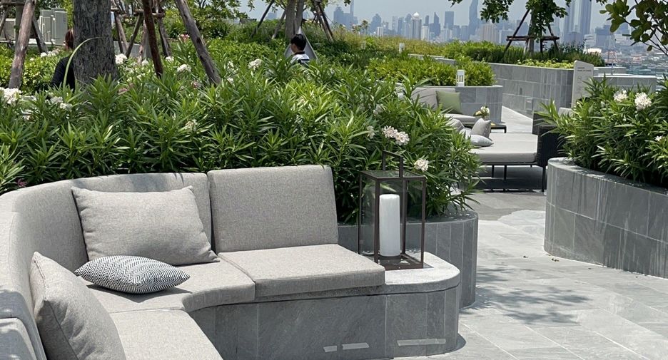 For sale 1 bed condo in Bangkok Noi, Bangkok