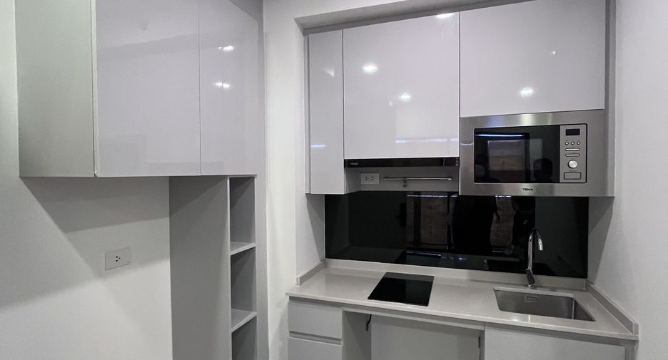 For sale 1 bed condo in Bangkok Noi, Bangkok
