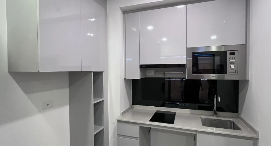 For sale 1 bed condo in Bangkok Noi, Bangkok
