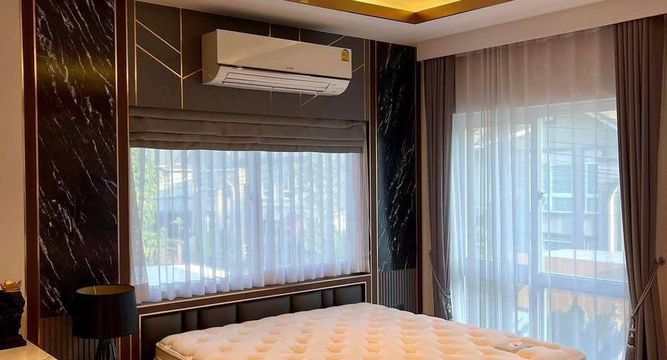 For rent 3 bedrooms house in Mueang Chiang Mai, Chiang Mai