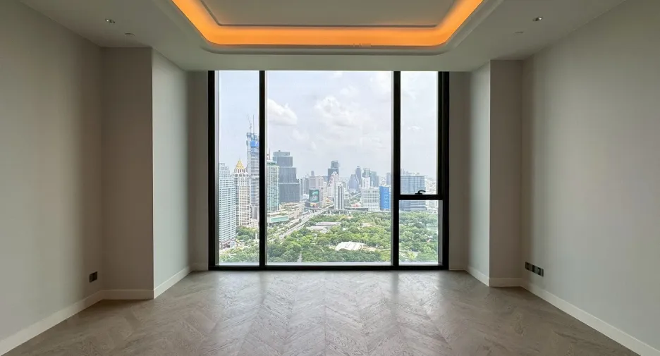 For sale 3 bedrooms condo in Sathon, Bangkok