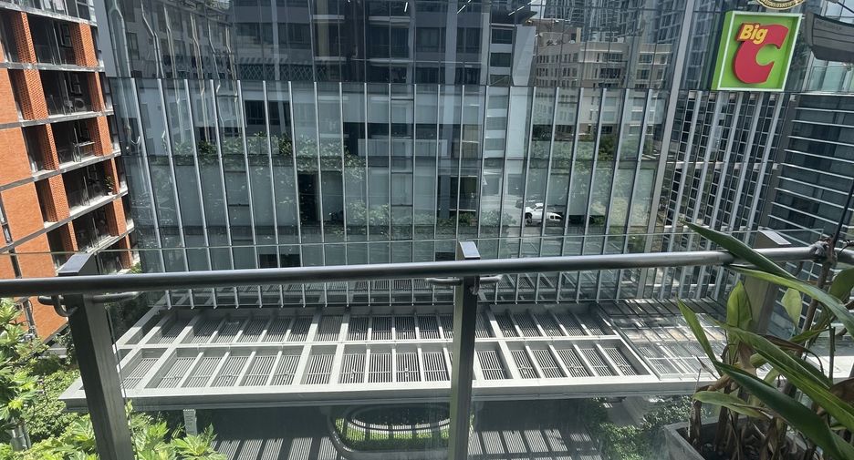 For sale and for rent 2 bedrooms condo in Khlong Toei, Bangkok