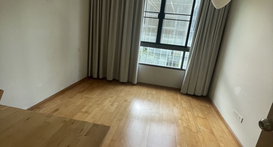 For sale and for rent 2 bedrooms condo in Khlong Toei, Bangkok