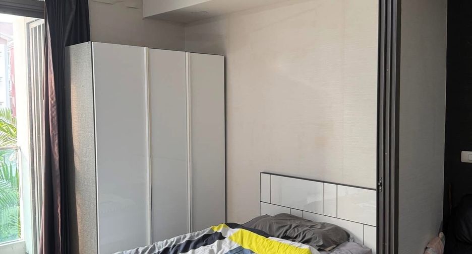 For sale 1 bed condo in Bang Rak, Bangkok