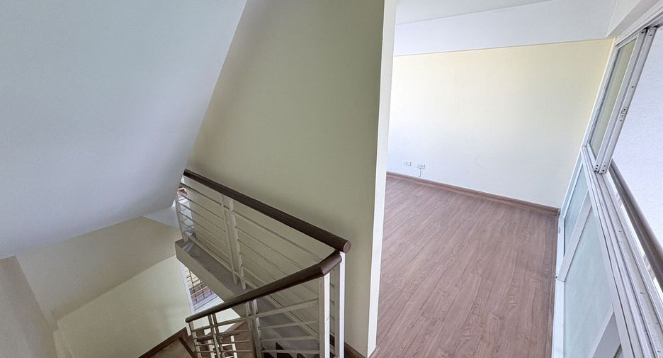 Reihenhaus zum Kauf mit 2 Zimmer in San Sai, Chiang Mai