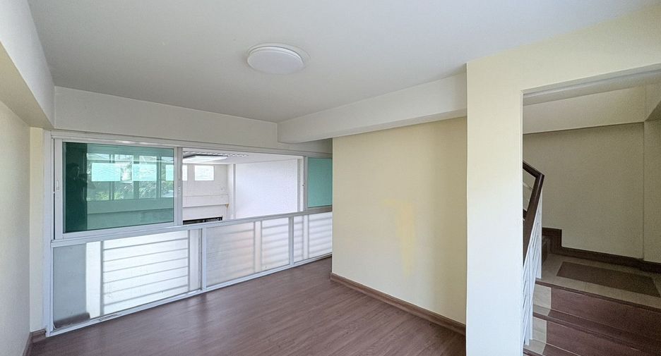 Reihenhaus zum Kauf mit 2 Zimmer in San Sai, Chiang Mai