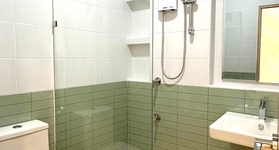 For sale and for rent 2 bedrooms townhouse in Mueang Chiang Mai, Chiang Mai