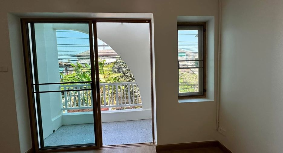 For sale and for rent 2 bedrooms townhouse in Mueang Chiang Mai, Chiang Mai