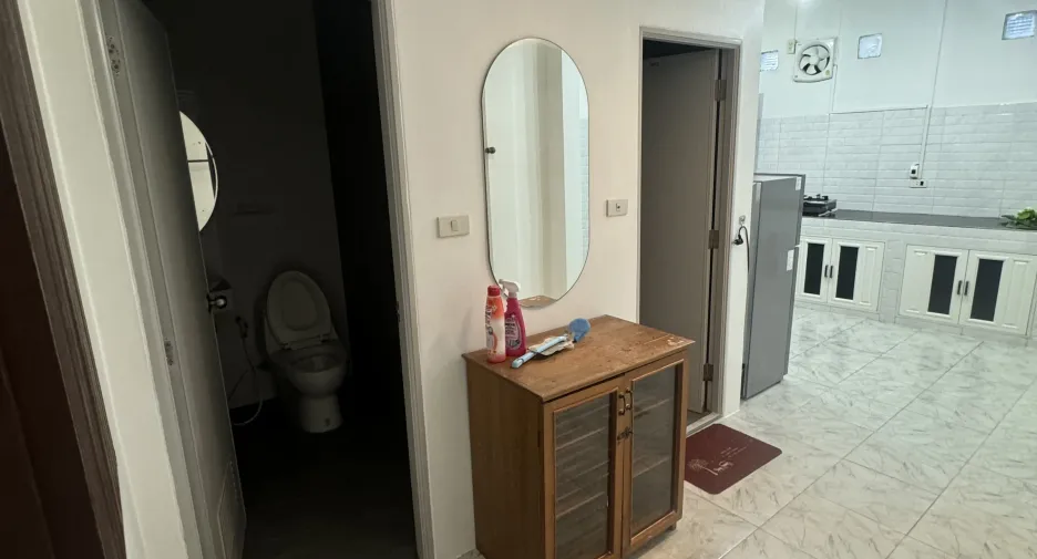 For rent 2 bedrooms townhouse in Bang Lamung, Chonburi