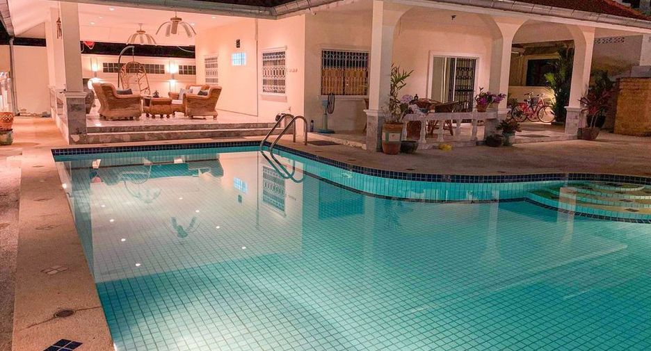 Villa en alquiler de 3 habitaciones en Cha Am, Phetchaburi