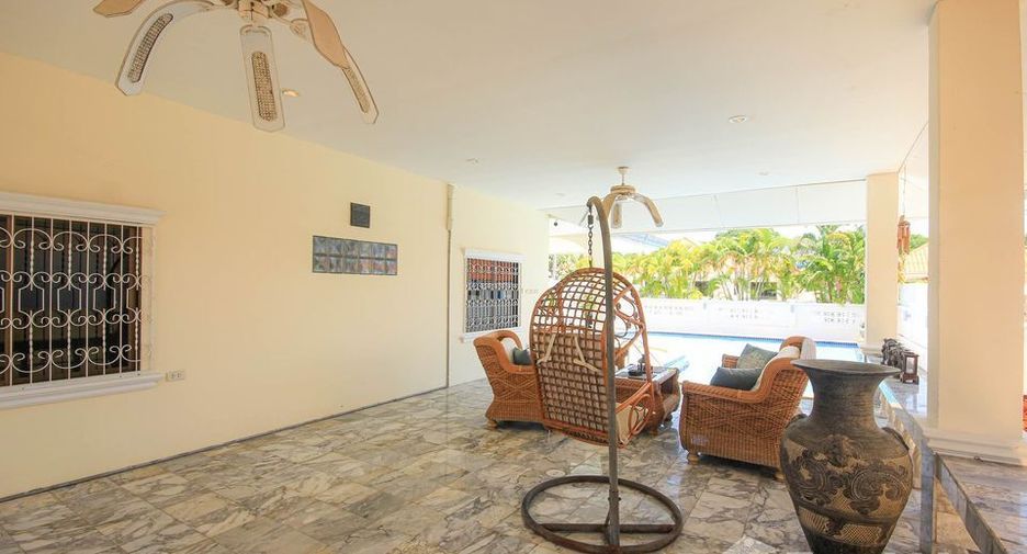Villa en alquiler de 3 habitaciones en Cha Am, Phetchaburi