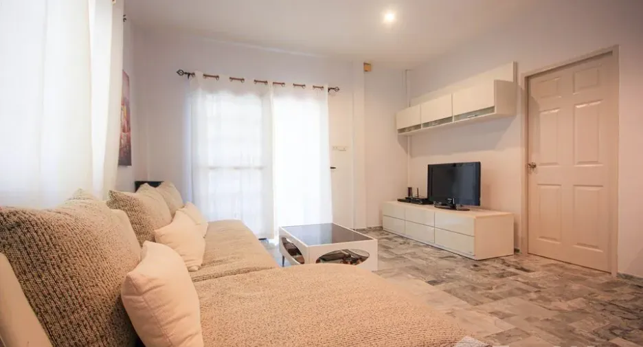 Villa en alquiler de 3 habitaciones en Cha Am, Phetchaburi