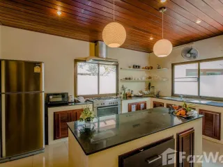ให้เช่า 5 ห้องนอน วิลล่า ใน เกาะสมุย, สุราษฎร์ธานี