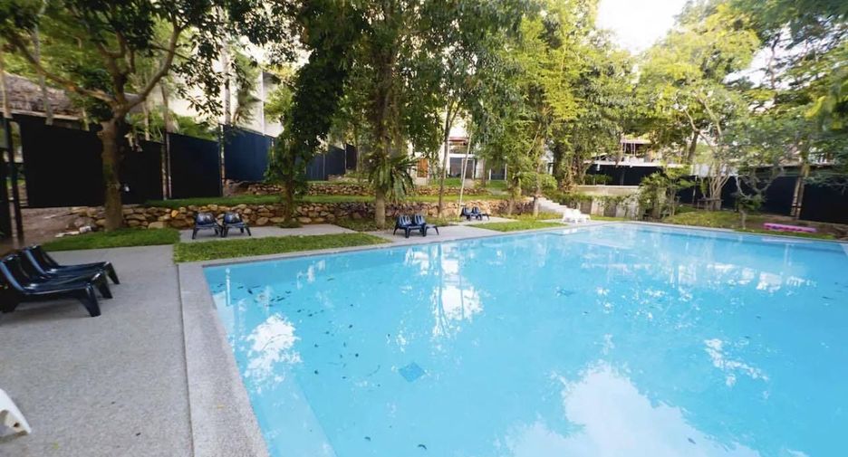 For rent 3 bedrooms townhouse in Ko Samui, Surat Thani