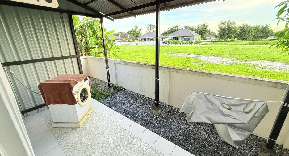 For rent 4 bedrooms house in San Sai, Chiang Mai
