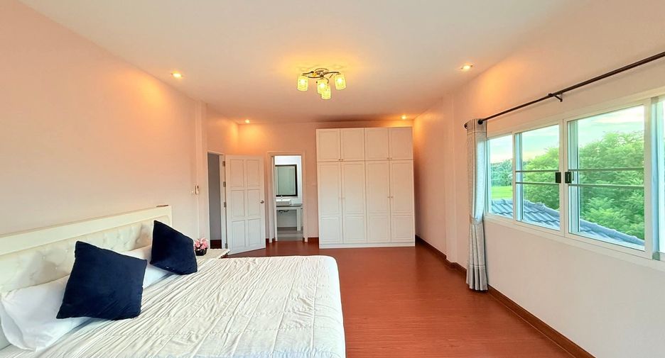 For rent 4 bedrooms house in San Sai, Chiang Mai