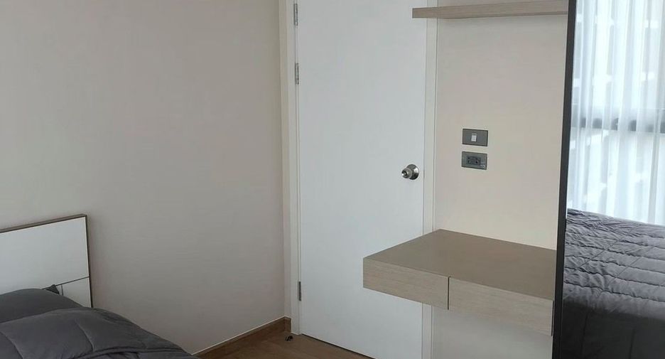 For sale 2 bedrooms condo in Bang Phlat, Bangkok