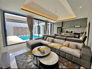 For rent 3 bedrooms villa in Mueang Phuket, Phuket
