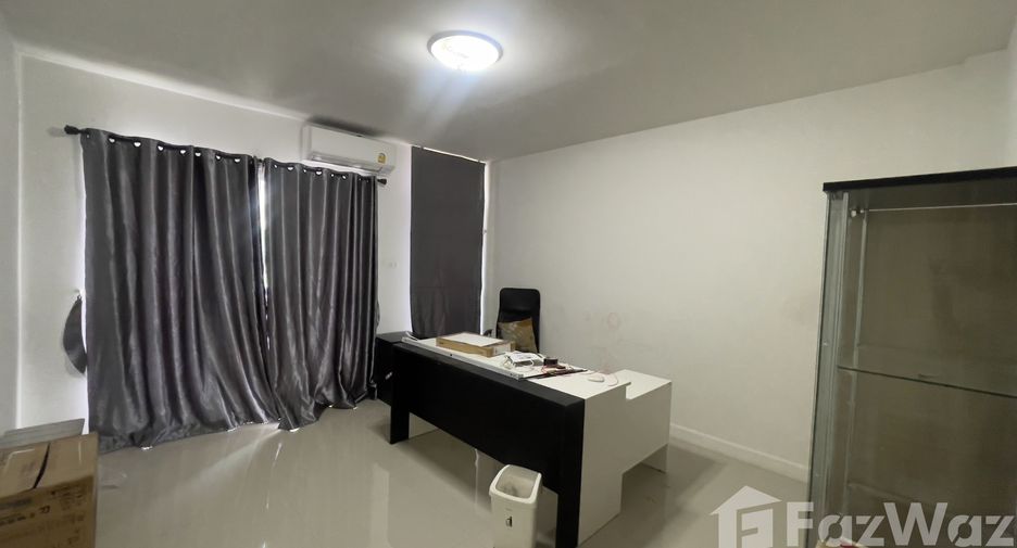 For sale 2 bedrooms townhouse in Doi Saket, Chiang Mai