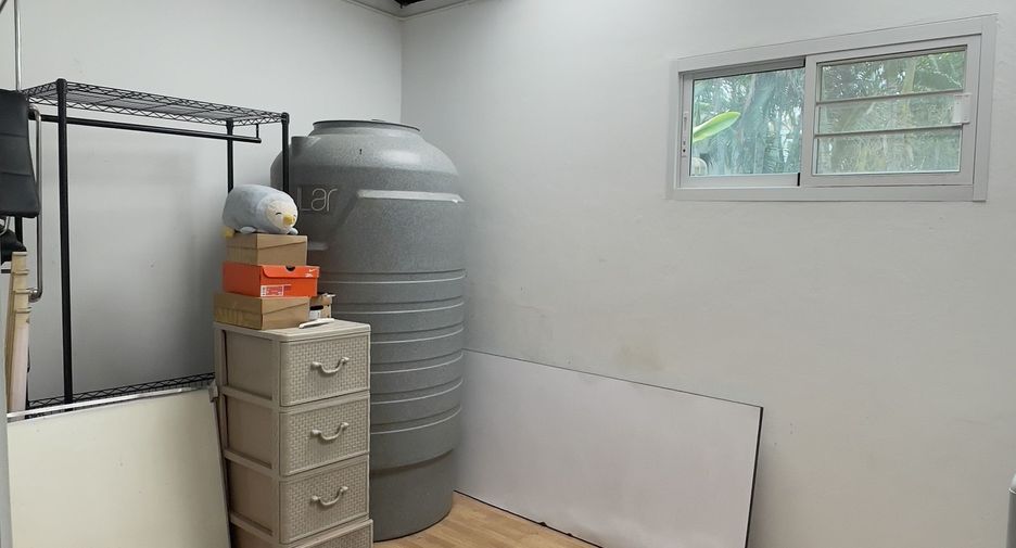 For sale 2 bedrooms townhouse in Doi Saket, Chiang Mai