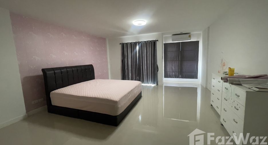 For sale 2 bedrooms townhouse in Doi Saket, Chiang Mai
