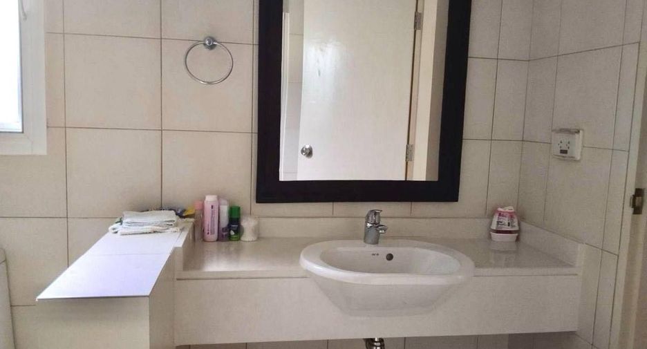 For rent 2 bedrooms condo in Cha Am, Phetchaburi