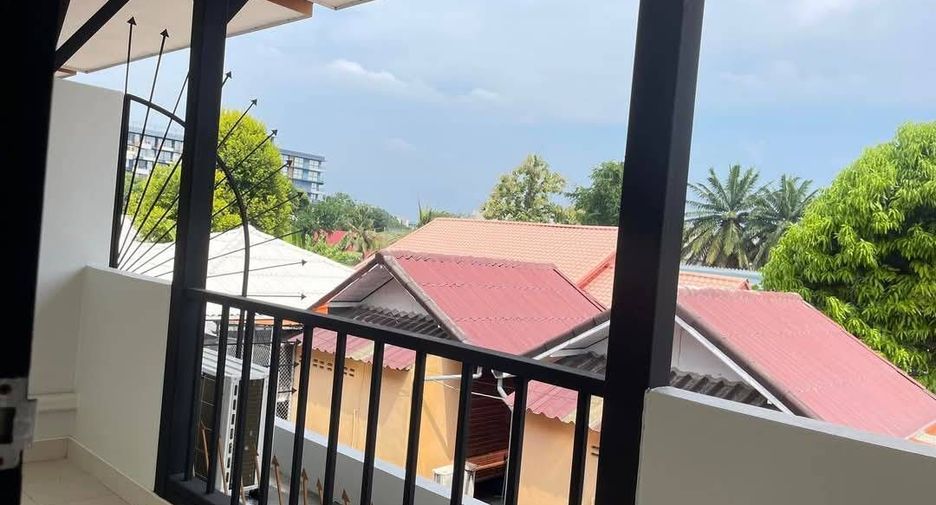 For rent 2 bedrooms townhouse in Hua Hin, Prachuap Khiri Khan