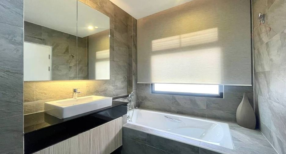 Casa en venta de 7 habitaciones en Hang Dong, Chiang Mai