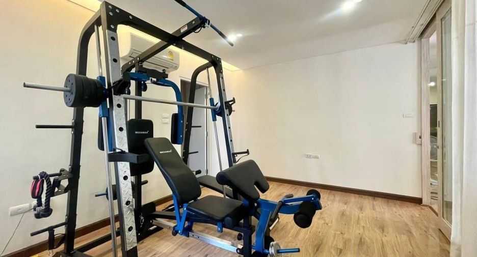 Casa en venta de 7 habitaciones en Hang Dong, Chiang Mai