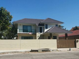 For rent 3 bedrooms house in Mueang Chiang Mai, Chiang Mai