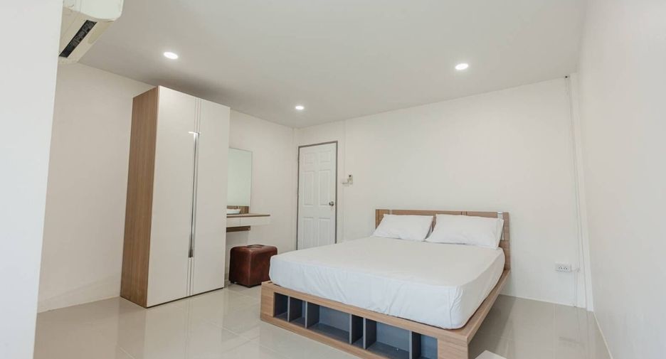 For rent 2 bedrooms townhouse in Hua Hin, Prachuap Khiri Khan