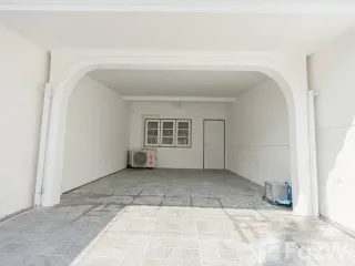 出租 2 卧室 联排别墅 在 华欣, 班武里府