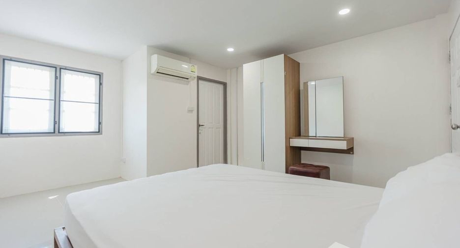 For rent 2 bedrooms townhouse in Hua Hin, Prachuap Khiri Khan