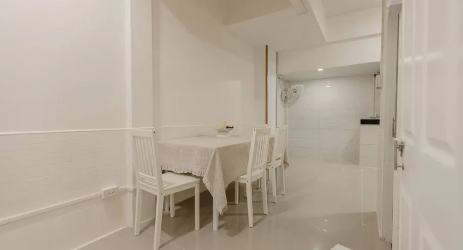 For rent 2 bedrooms townhouse in Hua Hin, Prachuap Khiri Khan
