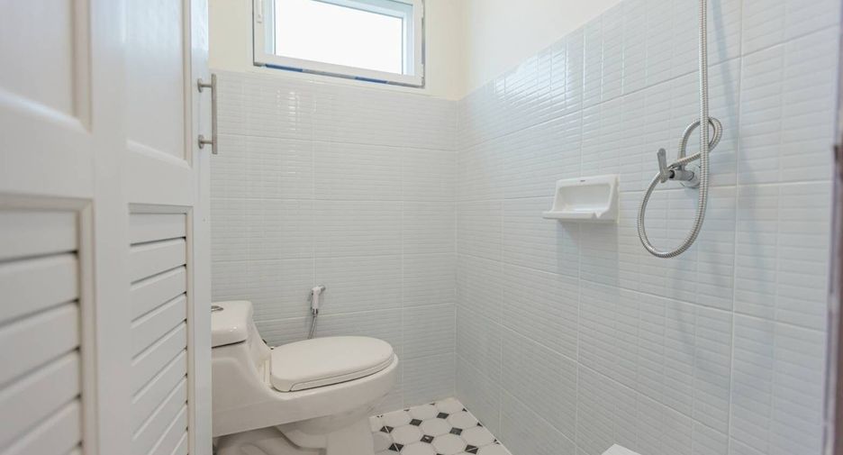 For rent 2 bedrooms townhouse in Hua Hin, Prachuap Khiri Khan