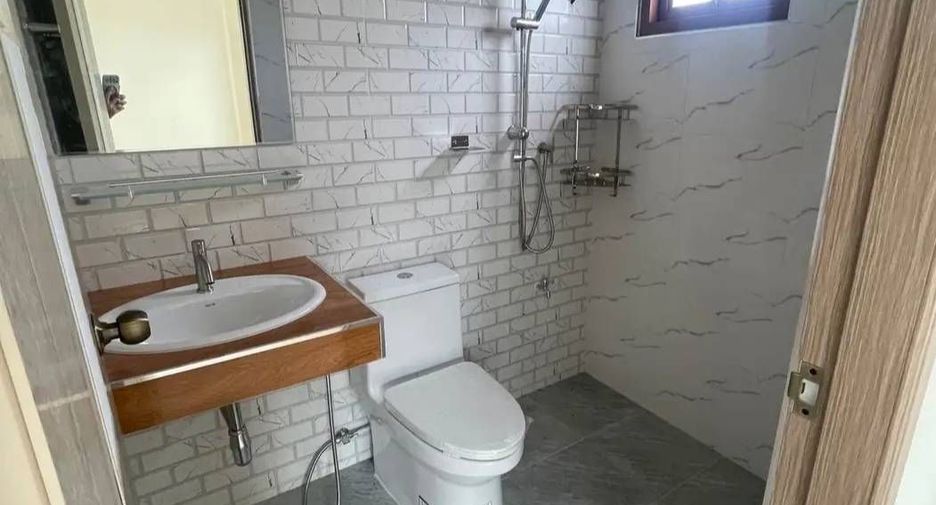 For sale 3 bedrooms house in Doi Saket, Chiang Mai